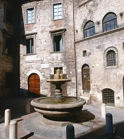 Ferienwohnung La Dimora Di Pietra Gubbio Exterior foto